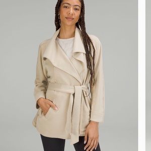 Lululemon Softstreme Belted Wrap, Trench